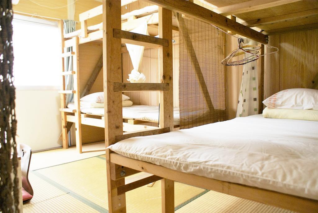 Minshuku Agaihama Hostel Yonabaru Екстериор снимка